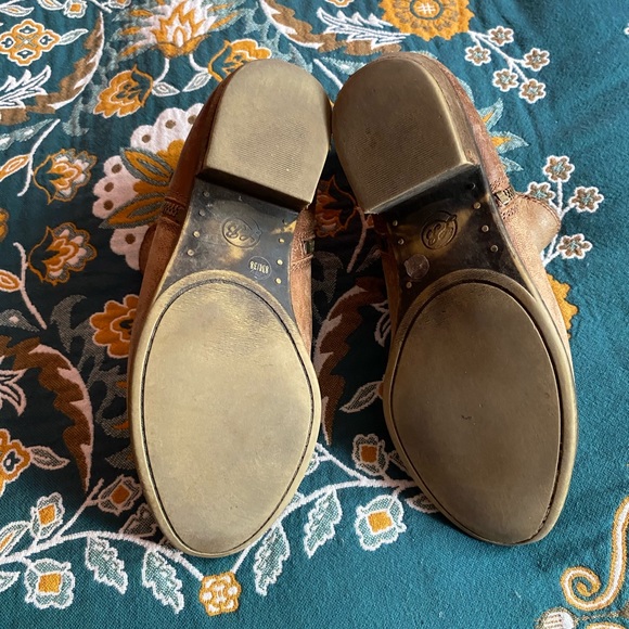 Lucky Brand Leather Ankle Booties - Picture 4 of 12